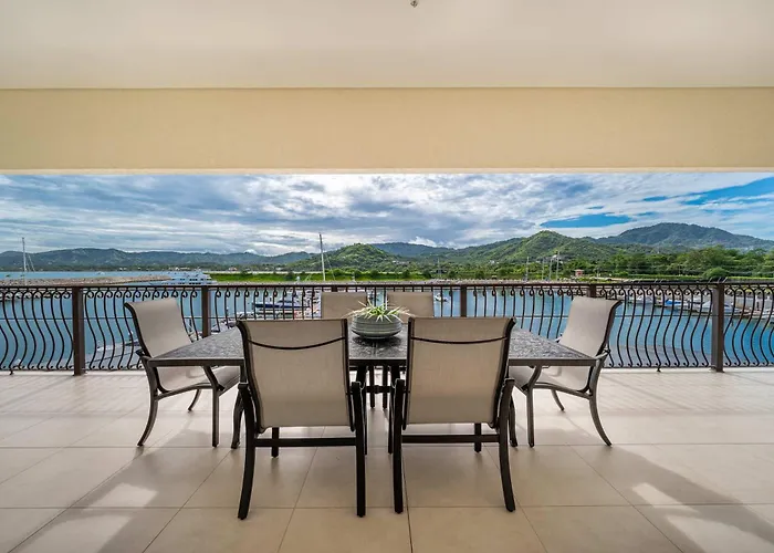 Villa Luxury Marina 2br Playa Flamingo