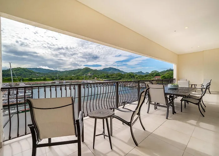 Villa Luxury Marina 2br Playa Flamingo