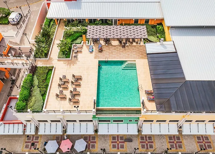 Luxury Marina 2br Villa Playa Flamingo