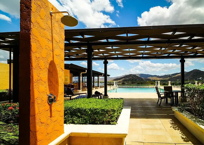 Luxury Marina 2br Villa