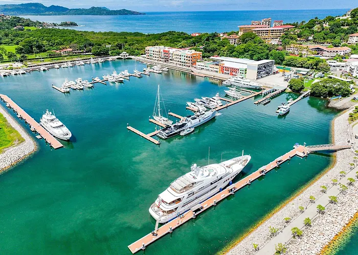 Luxury Marina 2br