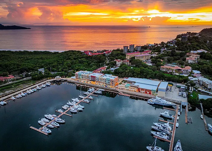 Luxury Marina 2br Playa Flamingo